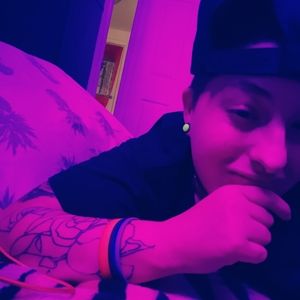 Meet your Posher, Alexandra